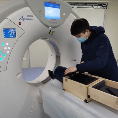 與醫(yī)護(hù)人員一同守衛(wèi)健康 江蘇省計(jì)量院為新冠肺炎診斷的醫(yī)療設(shè)備提供計(jì)量檢測(cè)